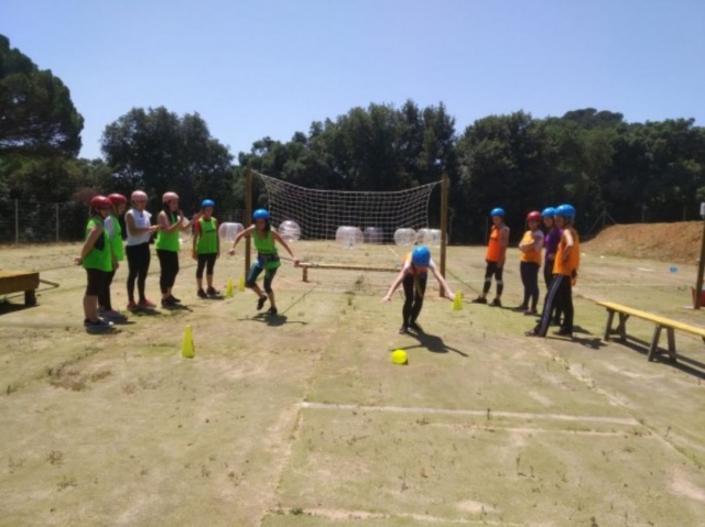 e-19755520-prueba-de-obstaculos-en-la-gymkana15906670678667.jpg
