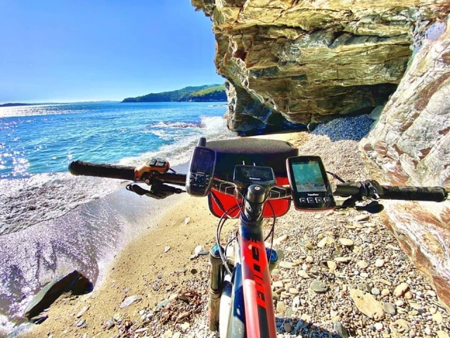  Mountain ebike di fronte al Mediterraneo 