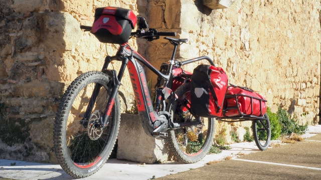  Percorrere borghi medievali in bici elettrica 