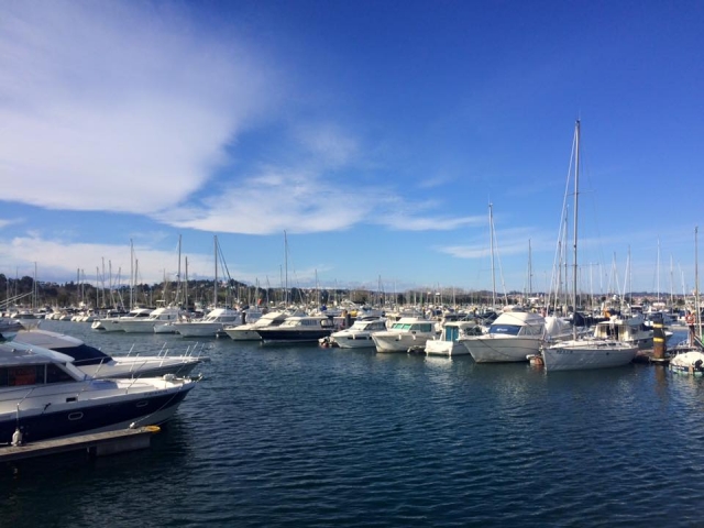 Embarcaciones en el puerto de Santander