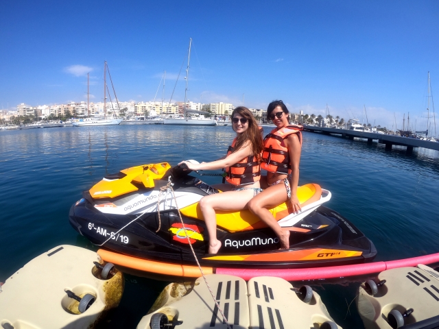 Amigas en el puerto de Garrucha