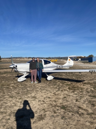 res_o-60072-vuelo-en-avioneta_de_irene-jordana-vila_16998649451218.jpeg