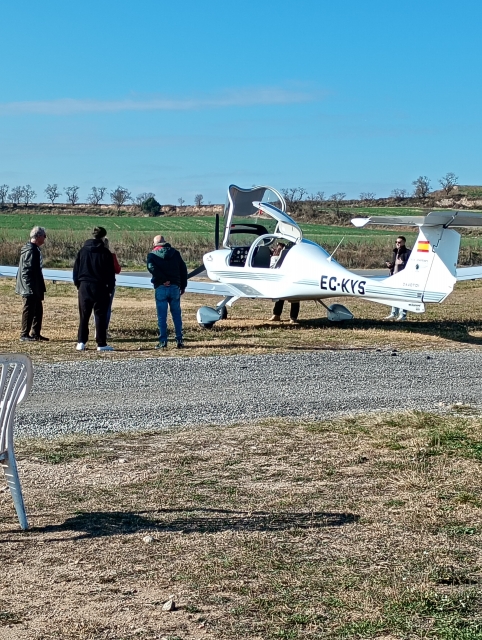Avis de Maite concernant Vol d'initiation en avion léger à Montserrat-30min 2pax