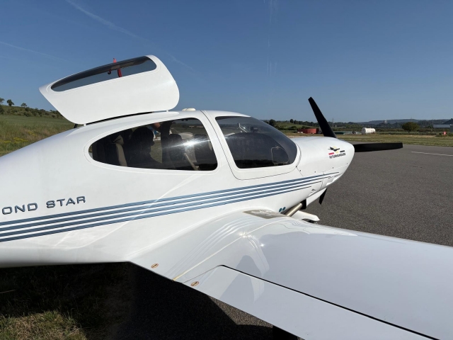 Opinione di Helena su Volo iniziale in aereo leggero per Montserrat 30 minuti
