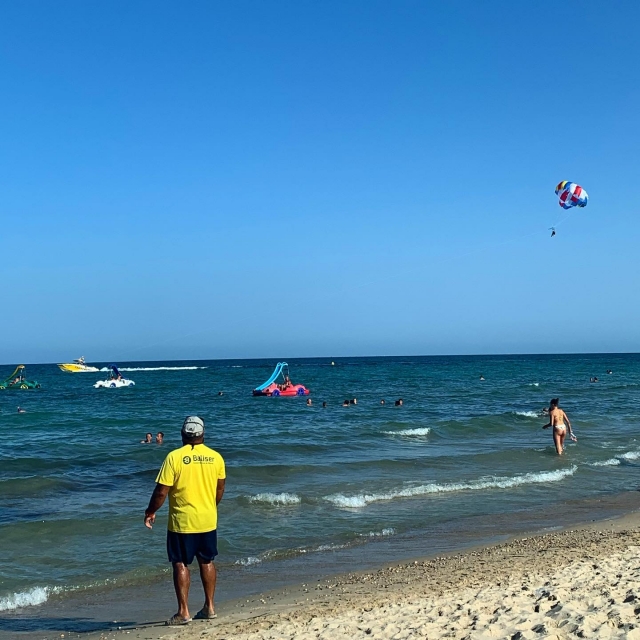  Alicante in parasailing 