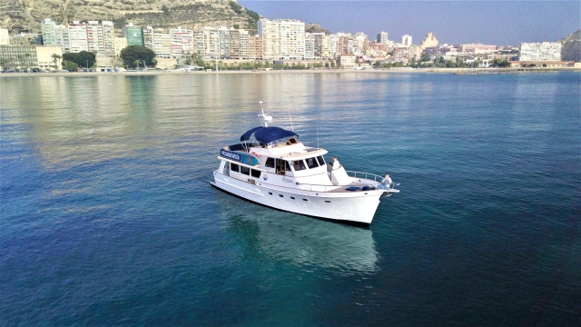 Paseos en yate por Alicante con todo incluido 