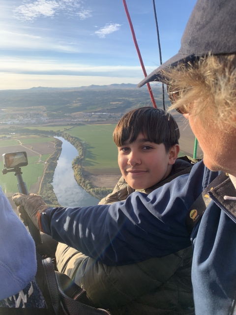 Opinión de Mateo sobre Vuelo en globo y aperitivo por Toledo 1h niños