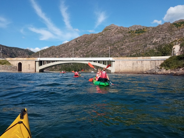 e-19757949-kayak-ezaro-216258420495687.jpeg