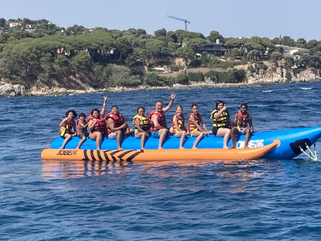  Sail on a babana boat in Platja d'Aro 