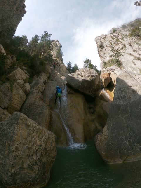 Rapel en la cascada del barranco