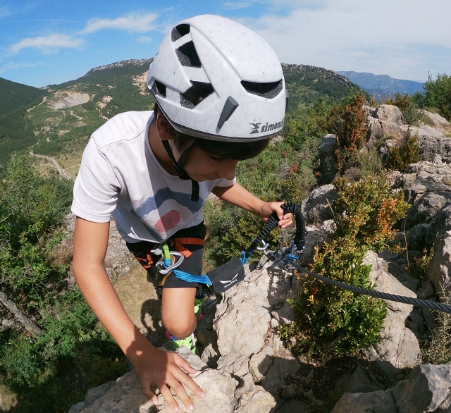 Alcanzando la cima de la vía ferrata
