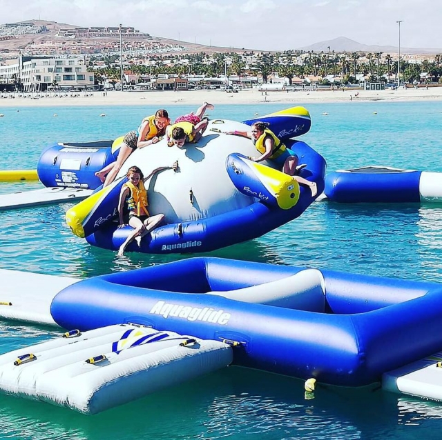 Hinchables en la costa de Fuerteventura