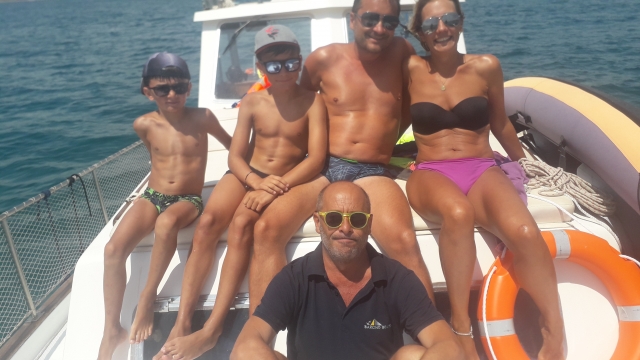  Segeln mit Freunden entlang der Costa Dorada 
