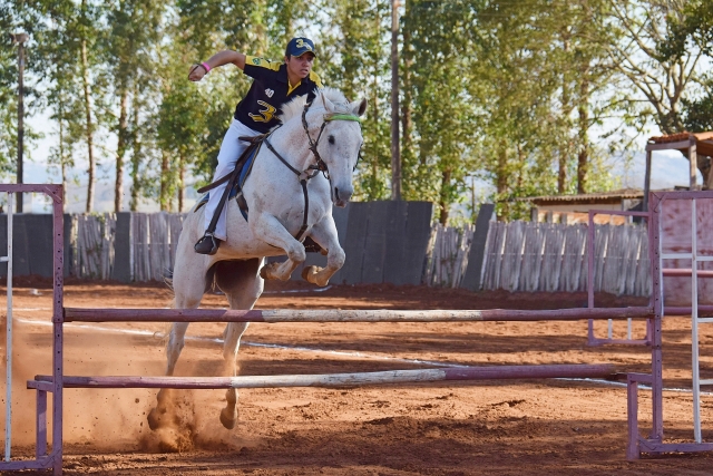  Horse riding in San Miguel del Camino 