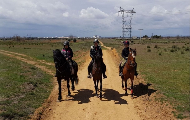  Horse ride through the León countryside 