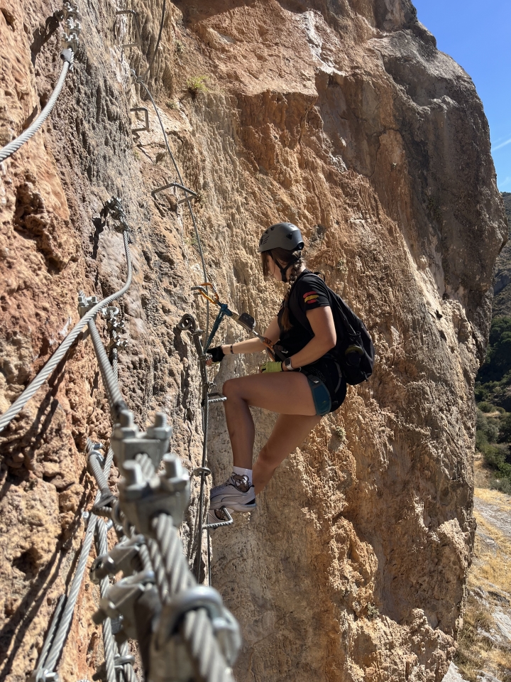 res_o-65797-via-ferrata_de_tetyana-sahanska-makara_img-5747_17583171564294.jpeg