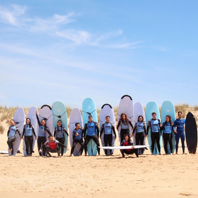 Campamentos de surf en Cádiz