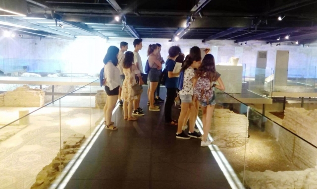 visitando museos de Sevilla