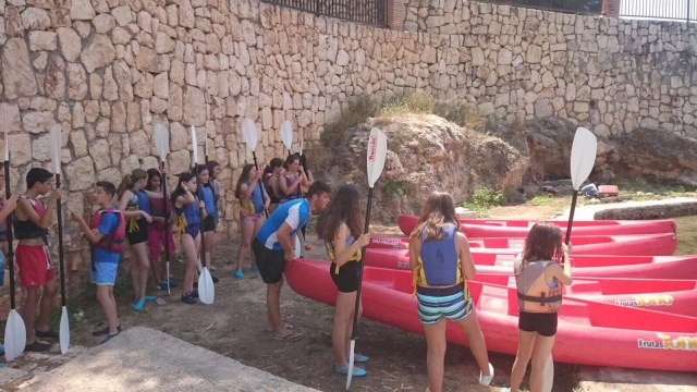  Canoes for the camp 