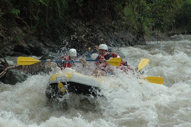 e-19761481-rafting-en-onda165053037816505304384597.jpg