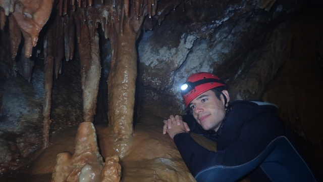 e-19761485-espeleologia-en-onda165047154316504715805996.jpg