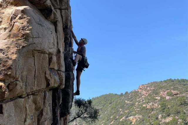 e-19761492-via-ferrata-2172561586217256171545133.jpg