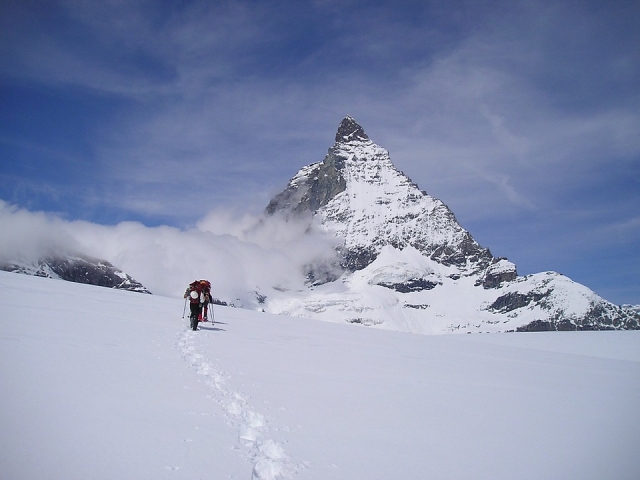  Doing the route with snowshoes 