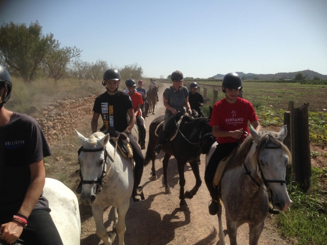  Cavalcata con i cavalli 