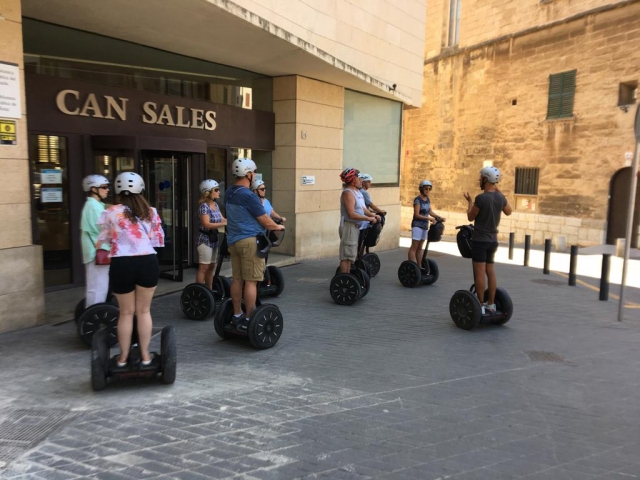 Parada en Can Sales
