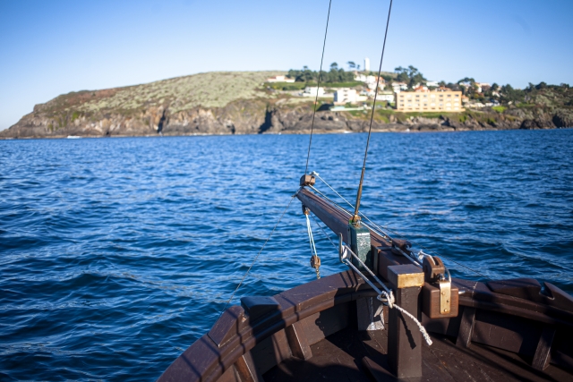  First-person view of the attractions that the bay offers us 
