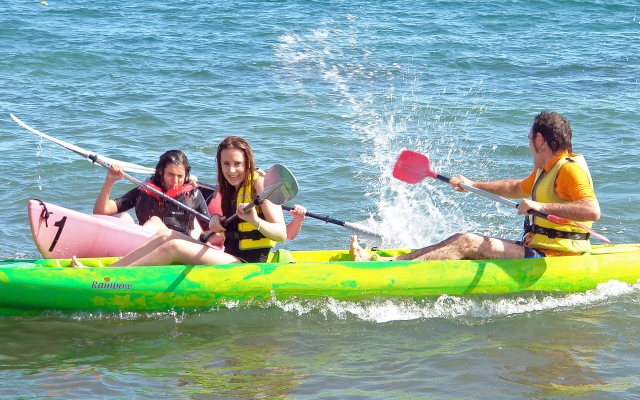  Experiência divertida de caiaque 