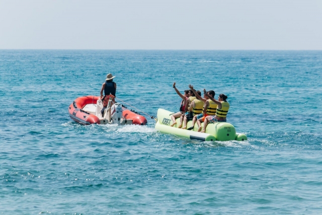  Banana boat 