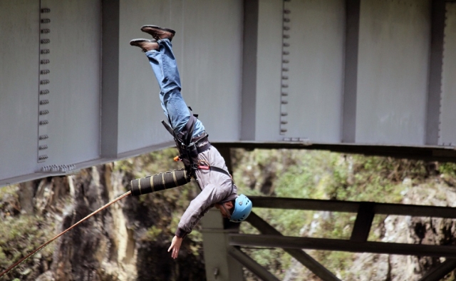 Salto de puenting en Lleida