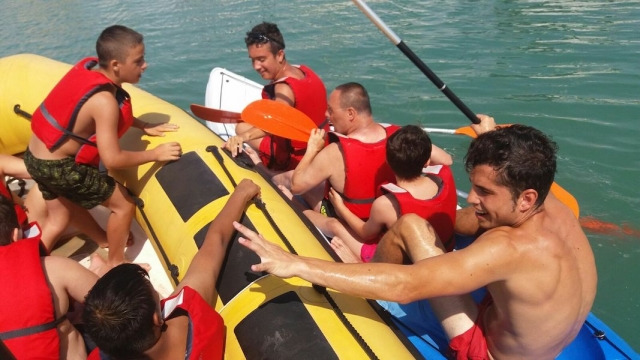 Divertida jornada de piragüismo en Valencia