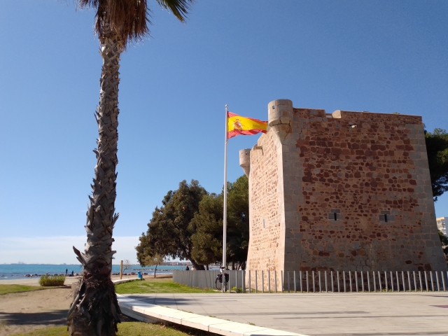 Vitando la playa Torre de San Vicente