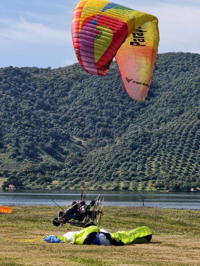 Opinión de Rosa sobre Vuelo en paramotor por Lora del Río 30 minutos