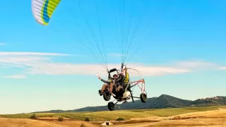 res_o-58364-parapente_de_enrique-sanchez-rufo_16861380134163.jpg