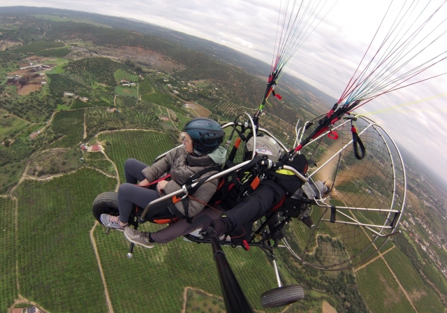 Viviendo experiencias con el paramotor