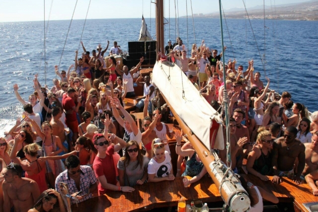  Mer et fête 
