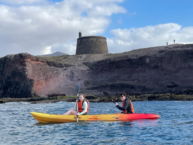 Descubriendo Lanzaroe en kayak