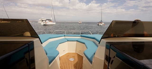  Noleggia il nostro catamarano