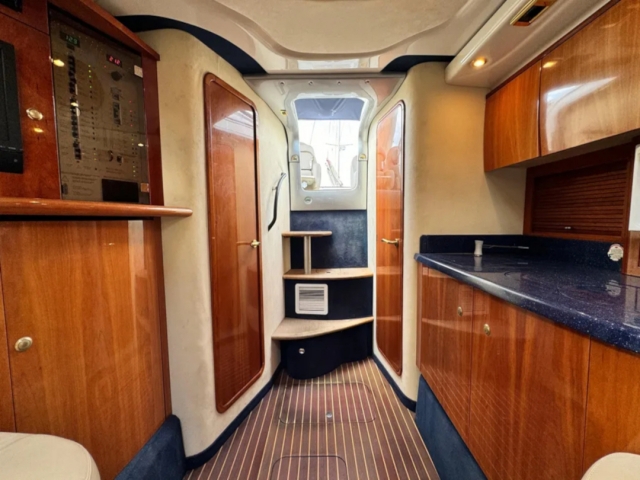 Interior del barco