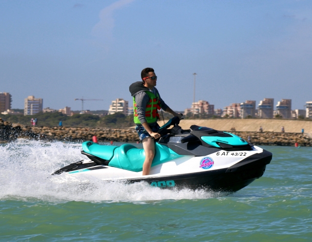 Te encantará la experiencia en jetski