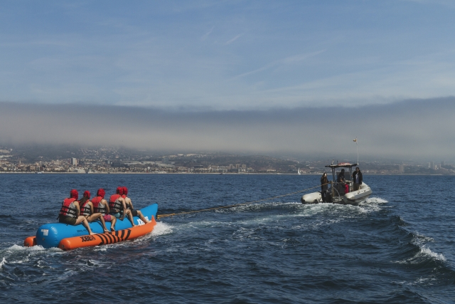  À propos du bateau banane en Méditerranée 