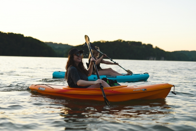 Kayak en la playa de Mojácar