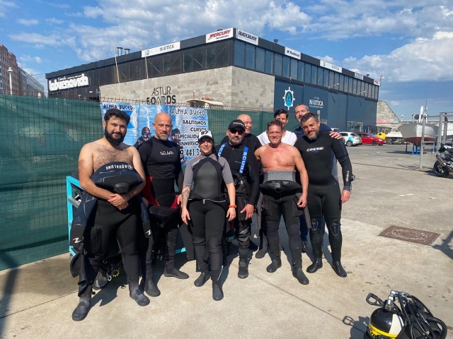  Photo de groupe avant la plongée