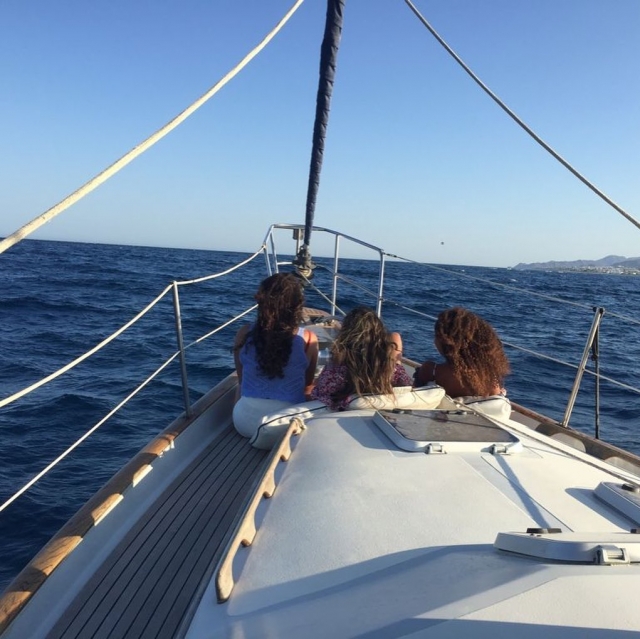 Contemplando las vistas con amigas