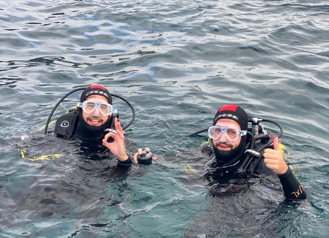  Diving baptism 