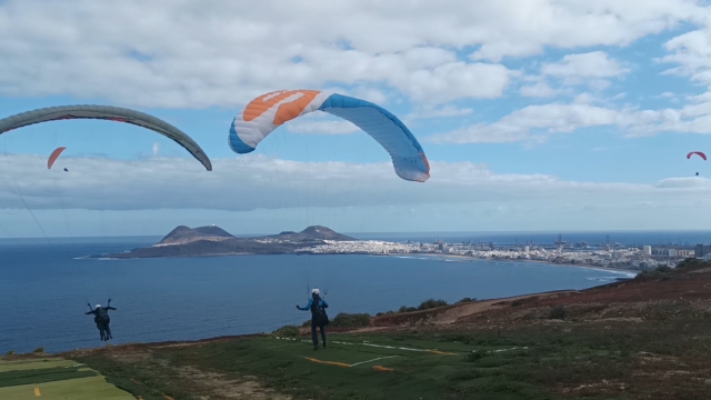 Descubre La Palma durante un vuelo en parapente