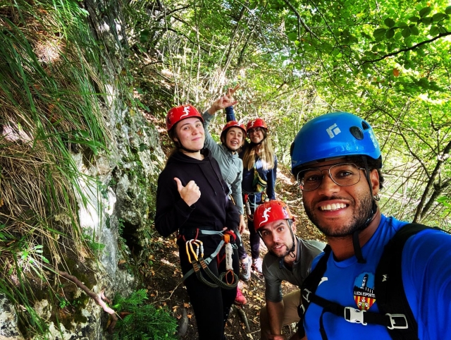  Begehen eines Klettersteigs 